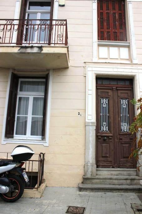 Calliope'S Neoclassical Home In The Heart Of Plaka Athens Ngoại thất bức ảnh